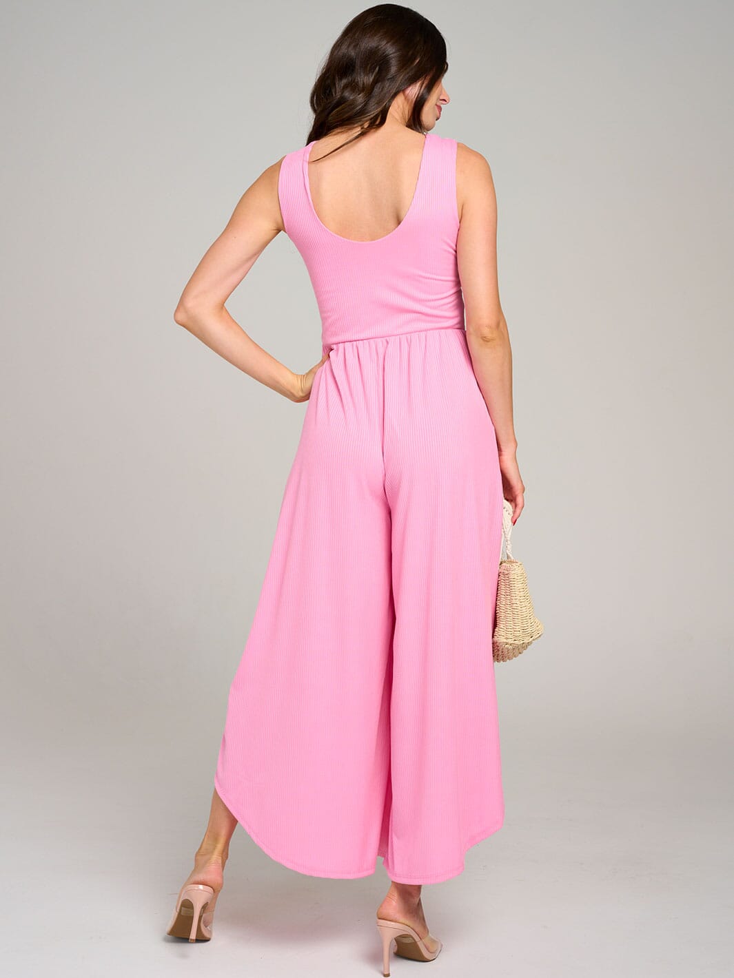 WOMEN'S SLEEVELESS FRONT POCKET RIBBED WIDE LEG JUMPSUIT