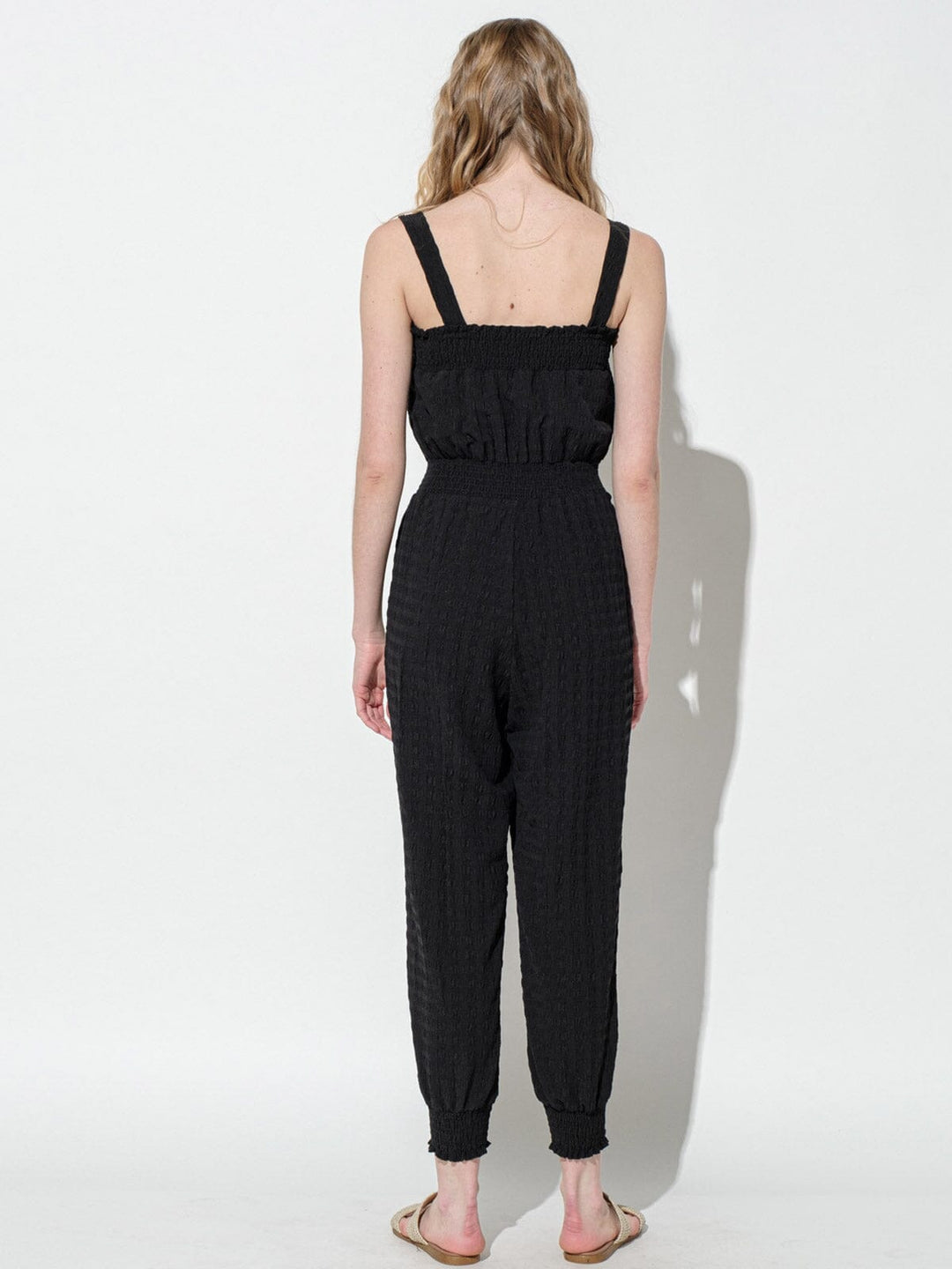 WOMEN'S SLEEVELESS SMOCK WAIST POCKETS JUMPSUIT