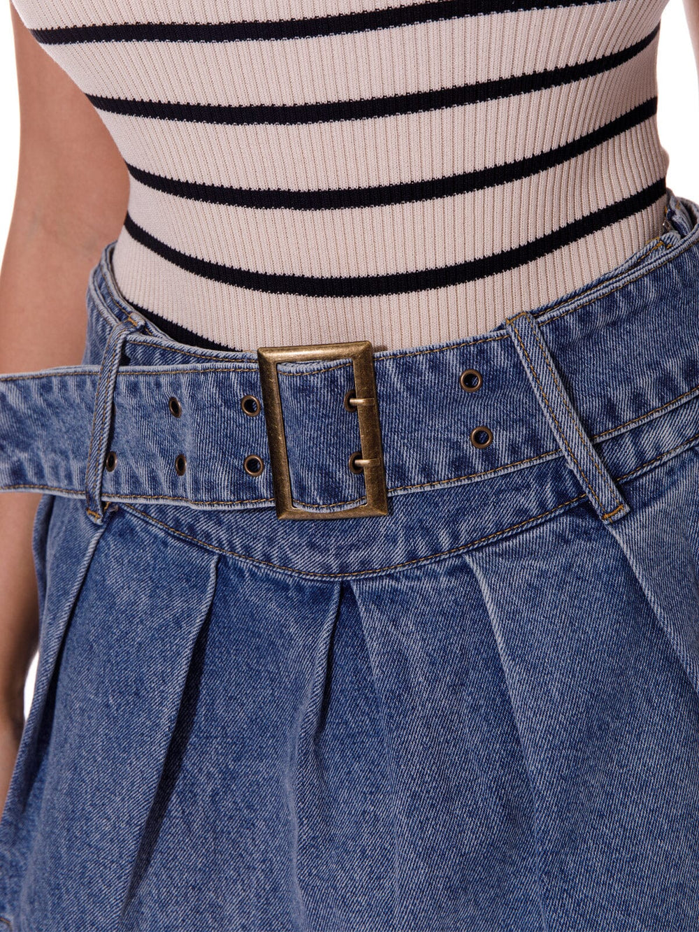 WOMEN'S ZIP UP BELTED DENIM SKORT