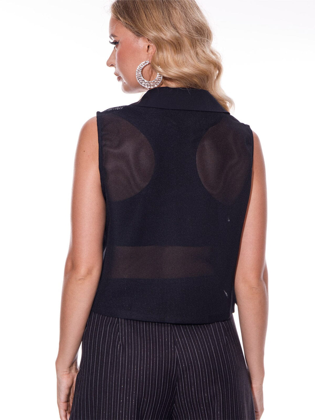 WOMEN'S SLEEVELESS BUTTON CLOSURE FRONT DETAILED MESH VEST