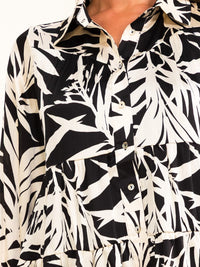 ENTRO WOMEN'S LONG SLEEVE V-NECK BUTTON UP TIERED MULTI PRINT BLOUSE