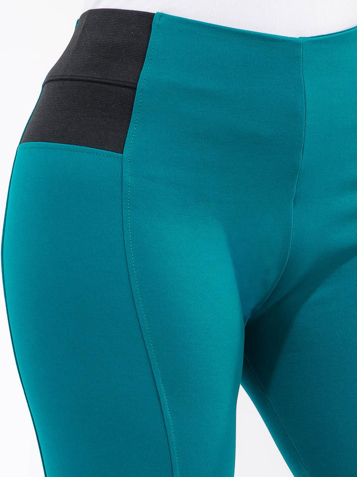 PLUS SIZE ELASTIC WAIST SKINNY LEG PANTS