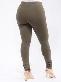 PLUS SIZE ELASTIC WAIST SKINNY LEG PANTS