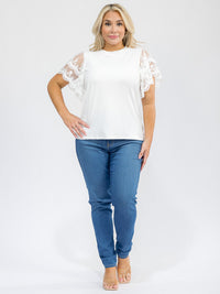 PLUS SIZE SHORT RUFFLE SLEEVE LACE DETAILED BLOUSE