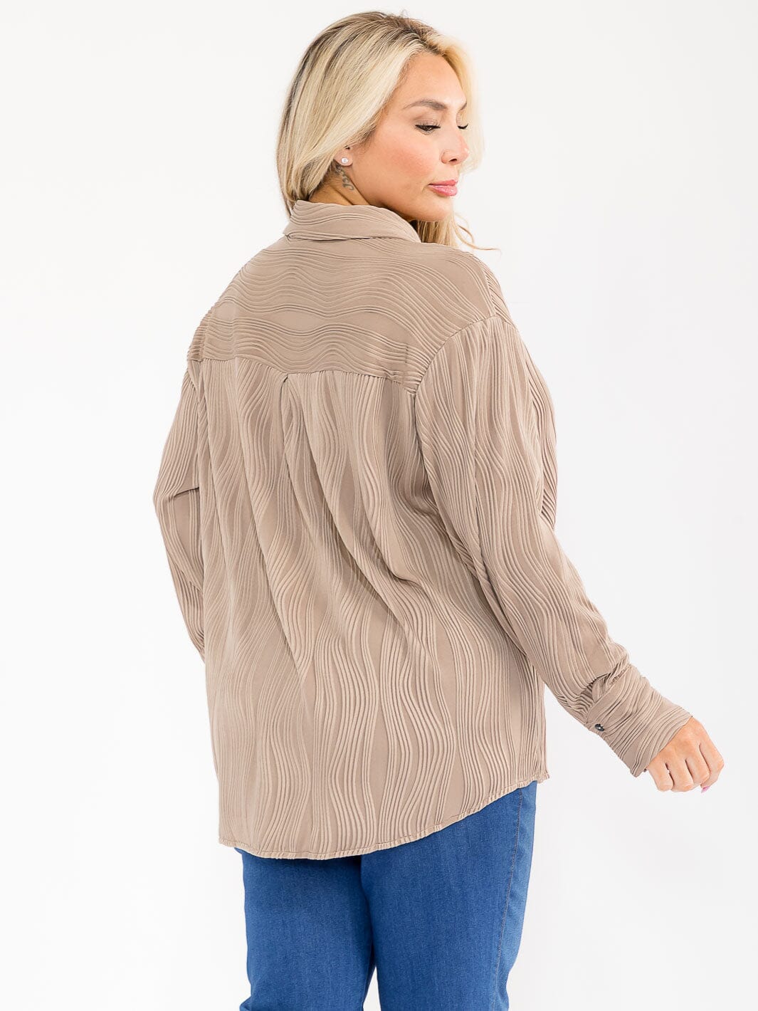 PLUS SIZE LONG SLEEVE BUTTON UP FRONT POCKET DETAILED BLOUSE