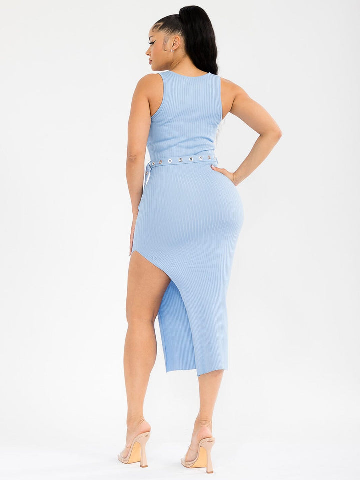 WOMEN'S SLEEVELESS SIDE SLIT BELTED RIBBED BODYCON MIDI DRESS