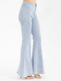 WOMEN'S BUTTON CLOSURE BELL LEG STRETCH DENIM PANTS