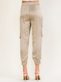 WOMEN'S ELASTIC WAIST CARGO POCKETS JOGGER LEG PANTS