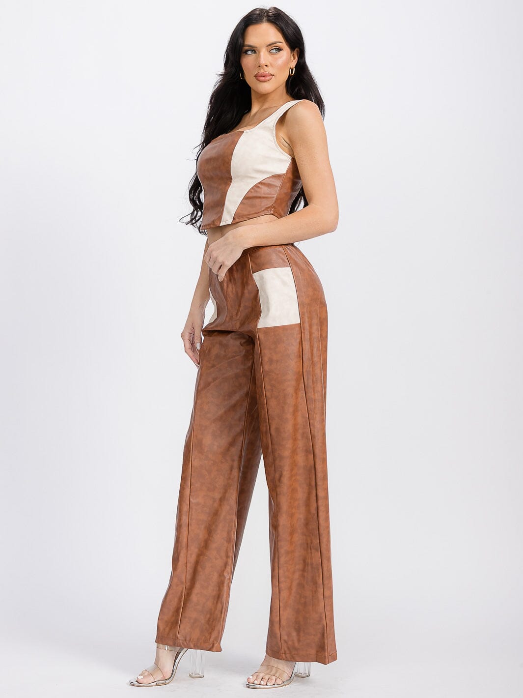 WOMEN'S SLEEVELESS CROP TOP & BUTTON CLOSURE PU PLEATHER 2PC SET.