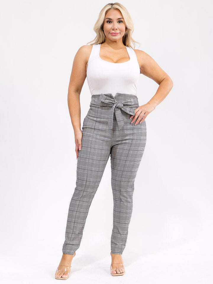 PLUS SIZE ZIPPER CLOSURE SELF TIE SKINNY LEG PLAID PANTS