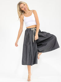 WOMEN'S ELASTIC WAIST FRONT POCKETS WIDE LEG PALAZZO DENIM BERMUDA