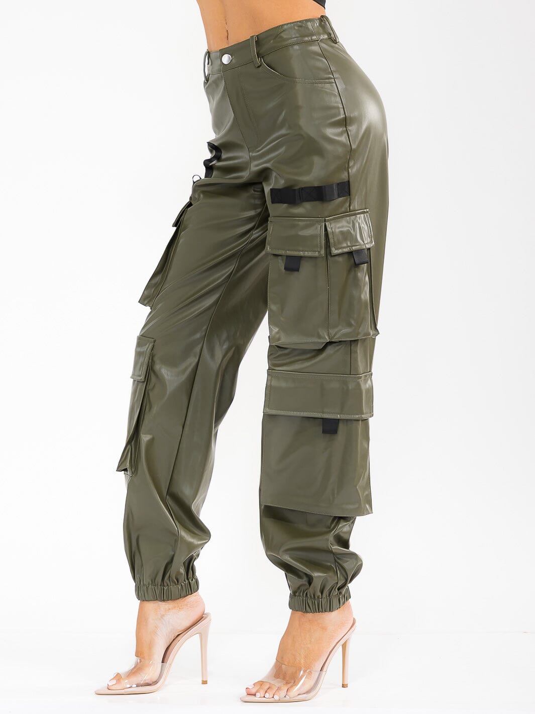 WOMEN'S BUTTON CLOSURE CARGO POCKETS PU PLEATHER JOGGER PANTS