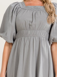 WOMEN'S SHORT PUFF SLEEVE FRONT POCKETS ELASTIC WAIST MINI DRESS