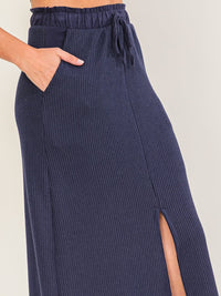 WOMEN'S ELASTIC WAIST FRONT SLIT POCKETS KNIT MAXI SKIRT