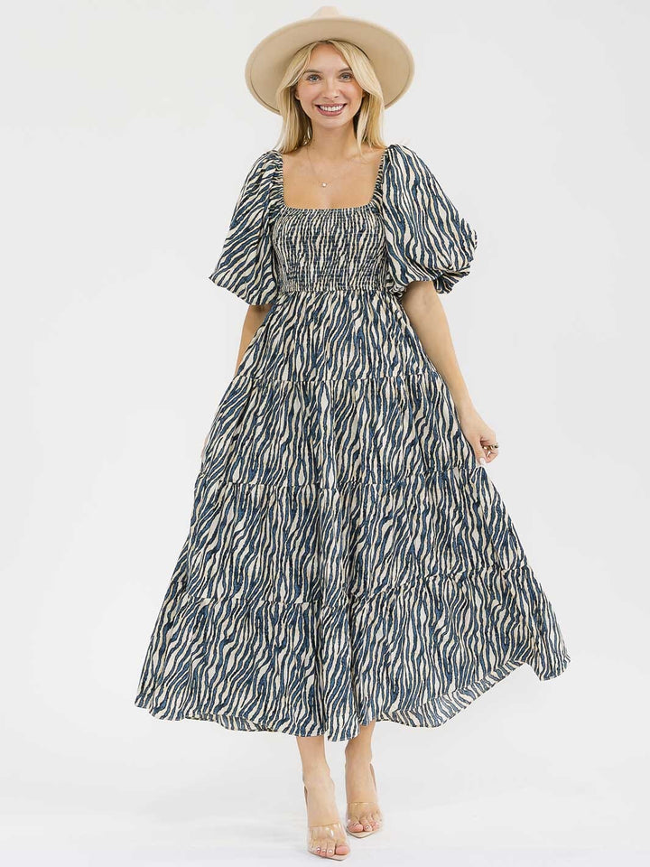 WOMEN'S SHORT PUFF SLEEVES SQUARE NECK SMOCK TIERED ANIMAL PRINT MAXI DRESS