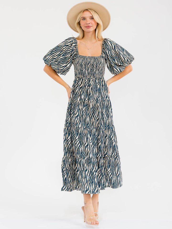 WOMEN'S SHORT PUFF SLEEVES SQUARE NECK SMOCK TIERED ANIMAL PRINT MAXI DRESS