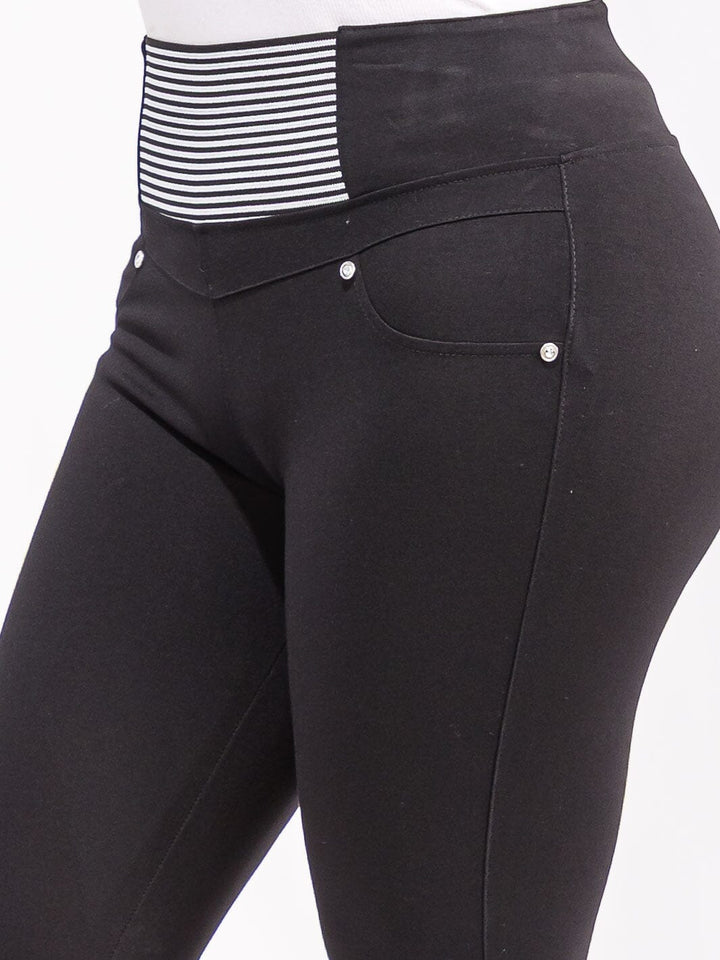PLUS SIZE ELASTIC WAIST SKINNY LEG PANTS