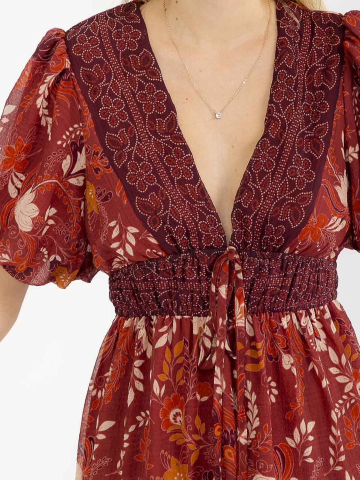 WOMEN'S SHORT PUFF SLEEVES V-NECK TIERED SLIT FLORAL PRINT MAXI DRESS