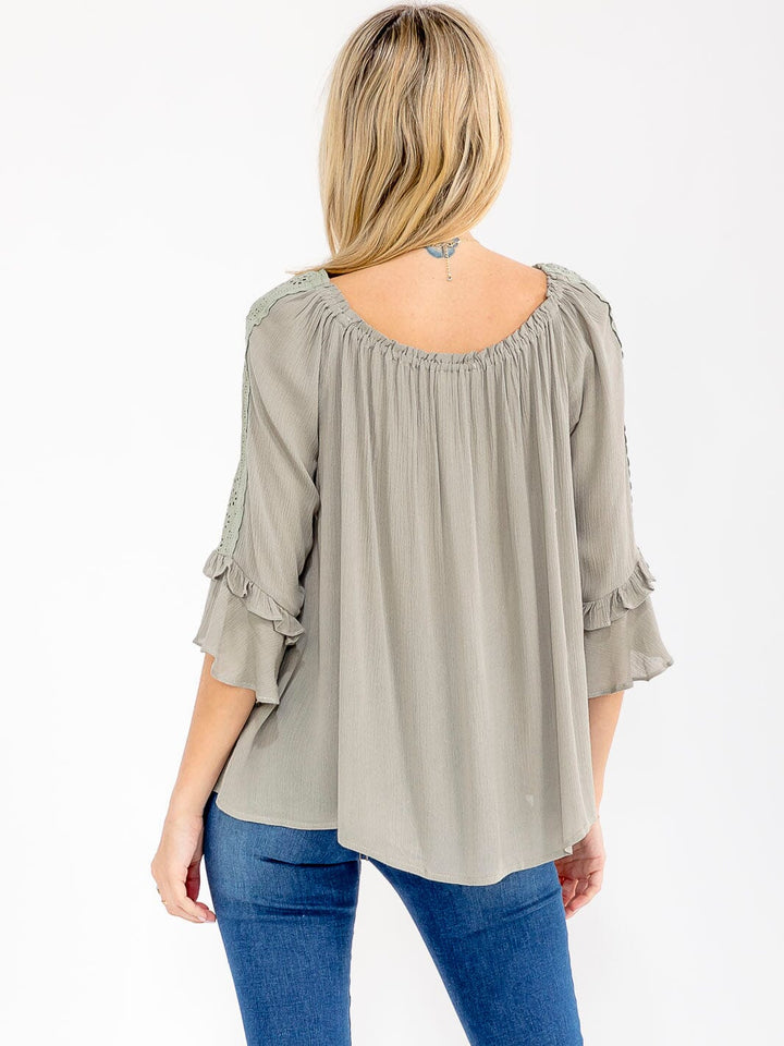 WOMEN'S 3/4 RUFFLE SLEEVE EYELET DETAILED BLOUSE