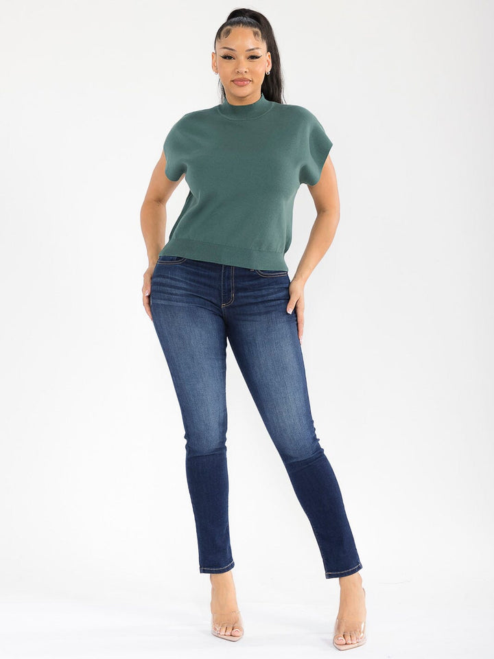WOMEN'S SHORT SLEEVE SOLID TOP