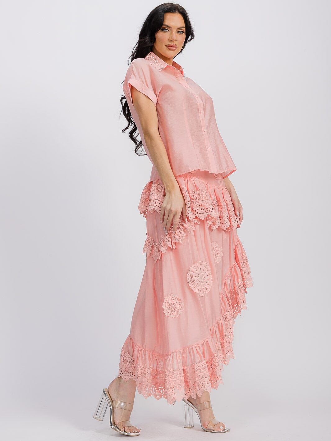 WOMEN'S SHORT SLEEVE BLOUSE & RUFFLE HIGH-LOW MAXI SKIRT 2PC SET.