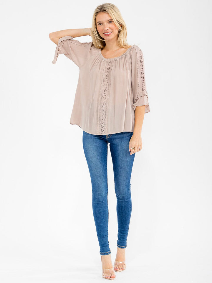 WOMEN'S 3/4 RUFFLE SLEEVE EYELET DETAILED BLOUSE