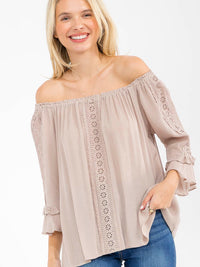 WOMEN'S 3/4 RUFFLE SLEEVE EYELET DETAILED BLOUSE