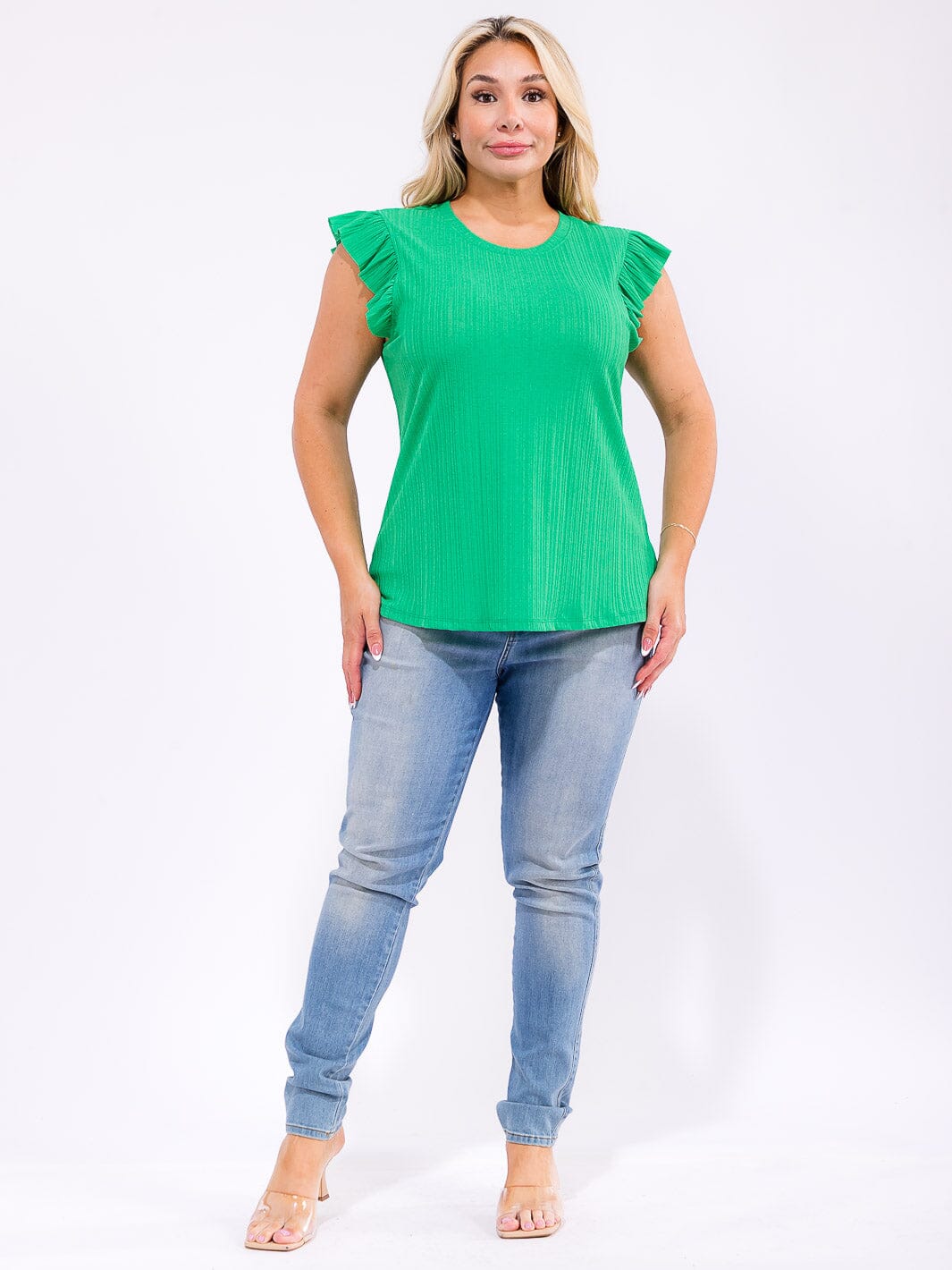 PLUS SIZE SLEEVELESS RUFFLE DETAILED TANK TOP