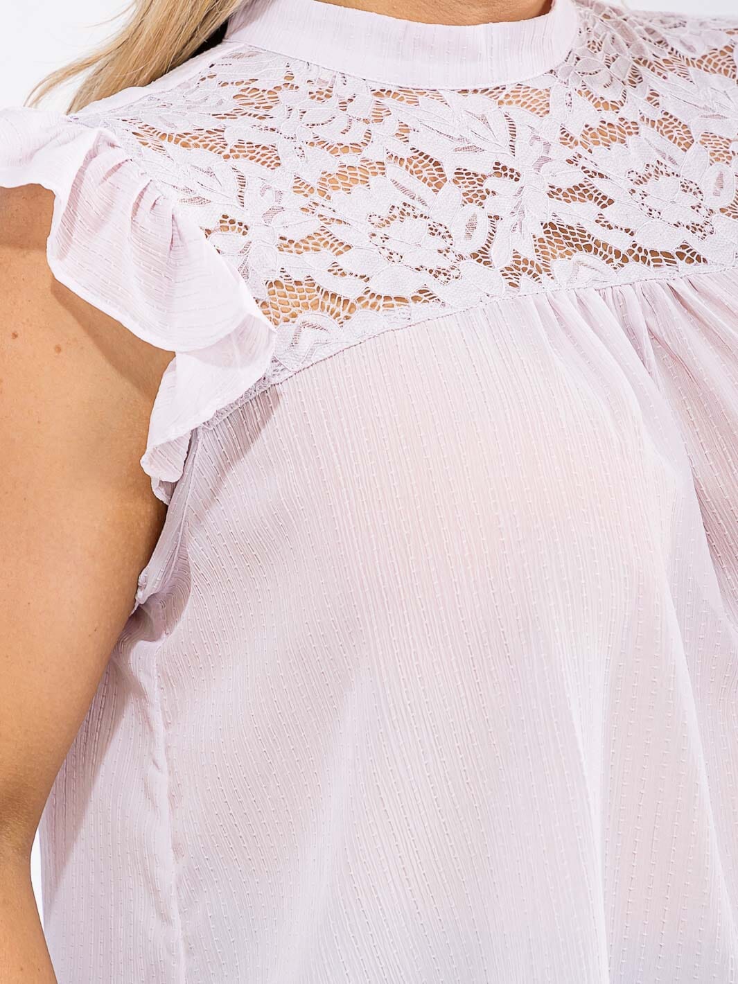 PLUS SIZE RUFFLE SLEEVE LACE DETAILED LOOSE FIT BLOUSE