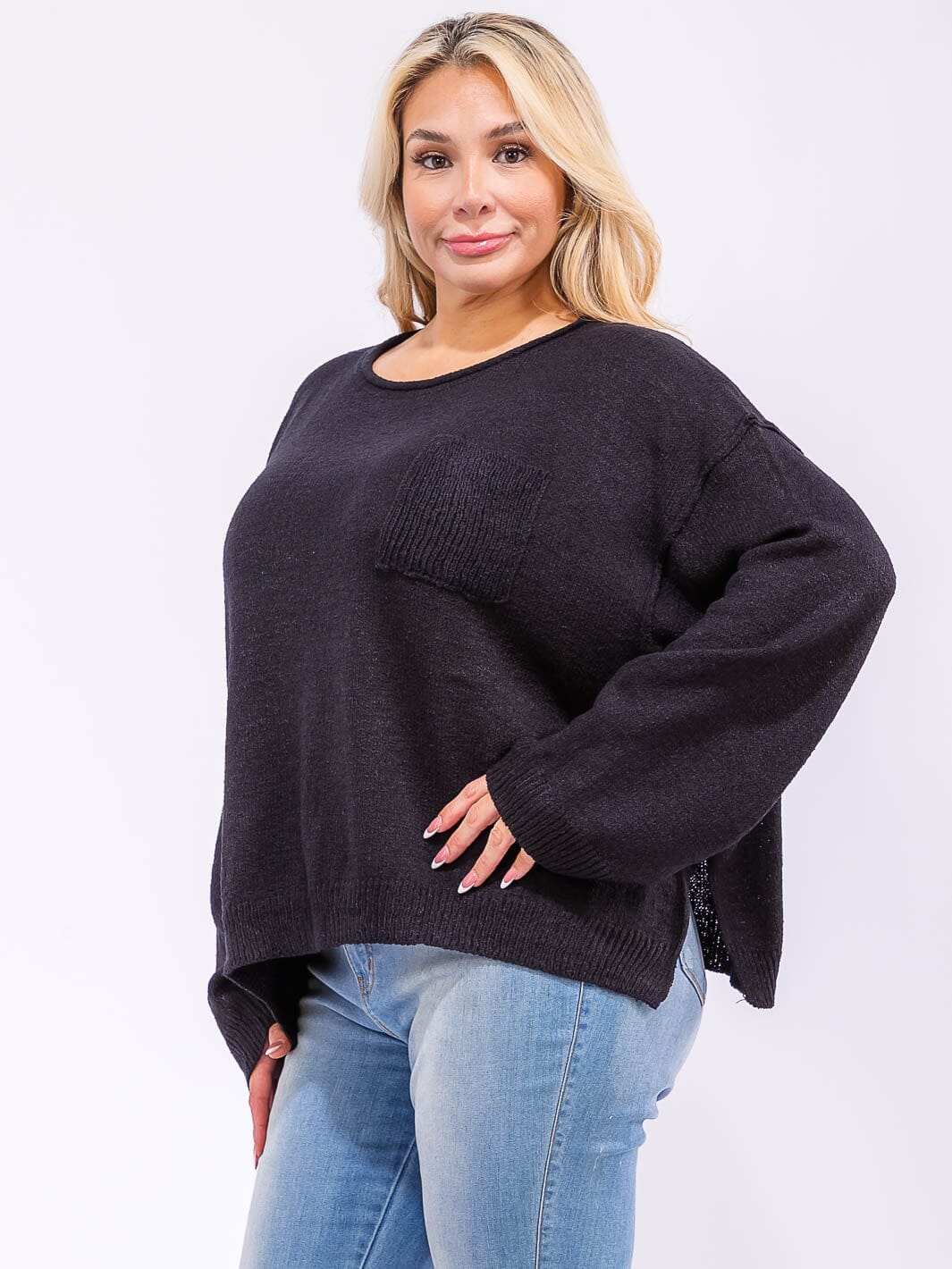 PLUS SIZE LONG SLEEVE FRONT POCKET KNIT PULLOVER SWEATER