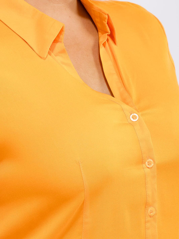 PLUS SIZE SHORT SLEEVE BUTTON UP BLOUSE