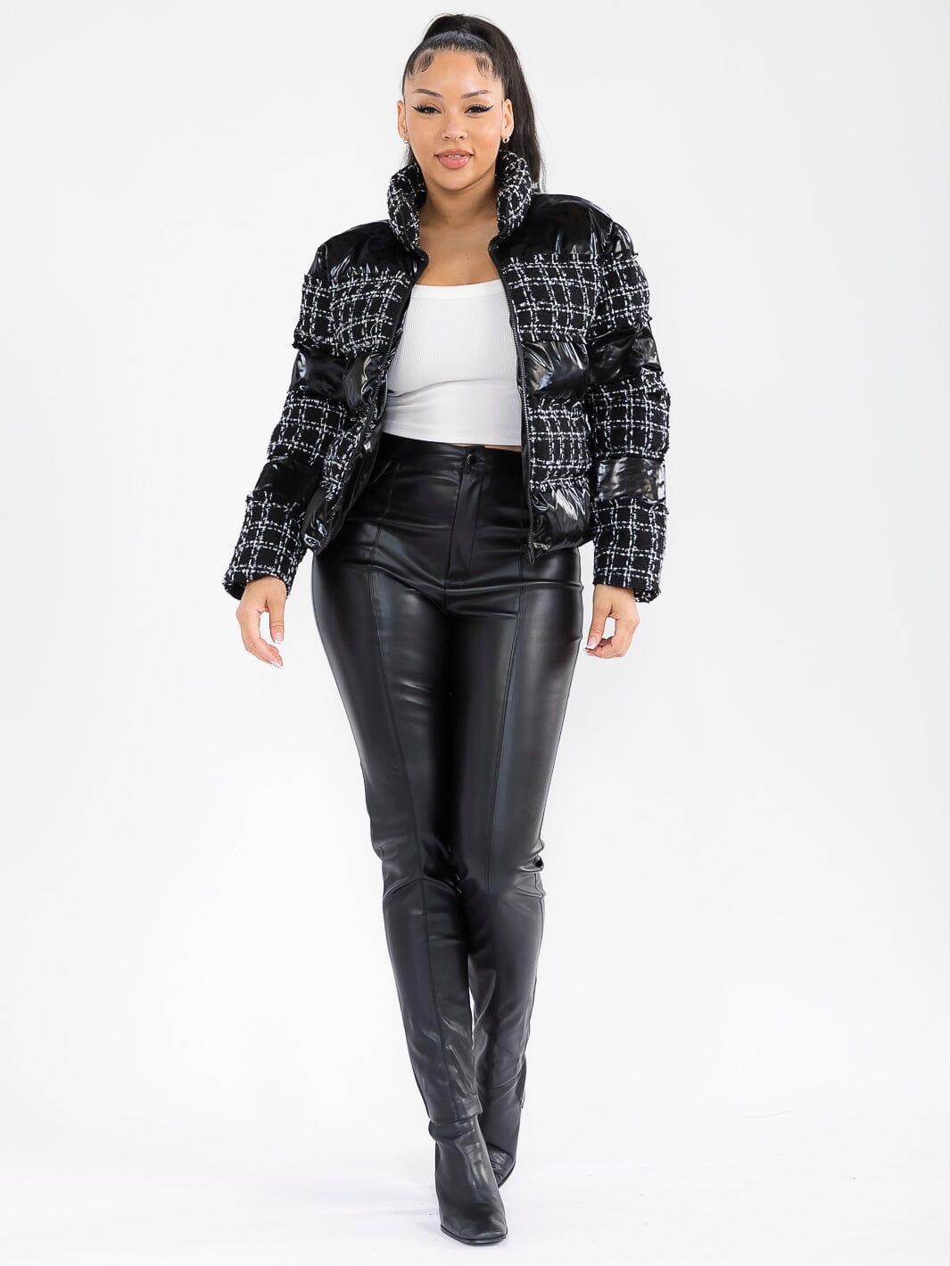 WOMEN'S LONG SLEEVE ZIPPER CLOSURE FRONT POCKETS CONTRAST PUFFER JACKET