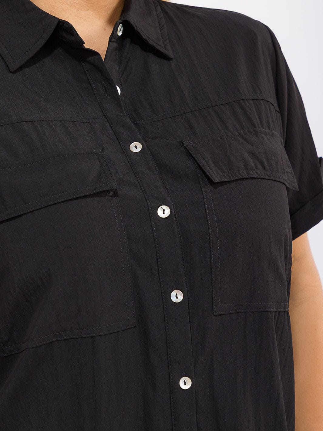 PLUS SIZE SHORT SLEEVE BUTTON UP FRONT POCKETS BLOUSE