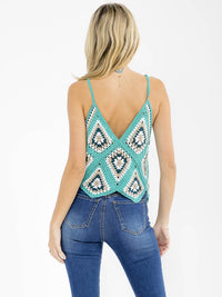 WOMEN'S SLEEVELESS V-NECK KNITTED TANK TOP