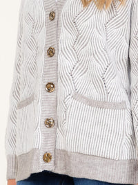 WOMEN'S LONG SLEEVE V-NECK BUTTON UP COLORBLOCK FRONT POCKETS DETAILED CARDIGAN