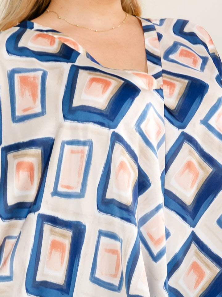 PLUS SIZE SHORT SLEEVE V-NECK MULTI PRINT TUNIC BLOUSE