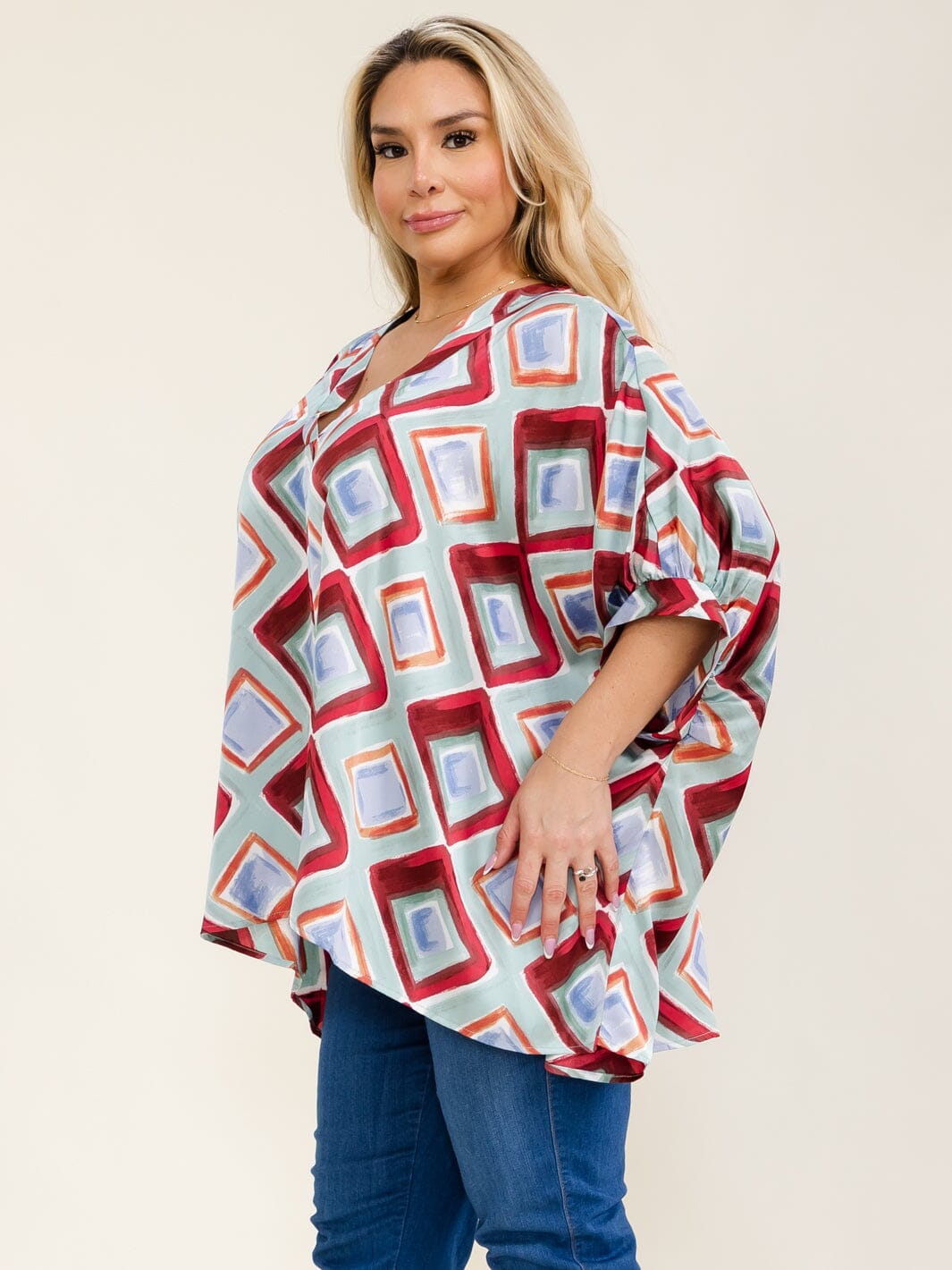 PLUS SIZE SHORT SLEEVE V-NECK MULTI PRINT TUNIC BLOUSE