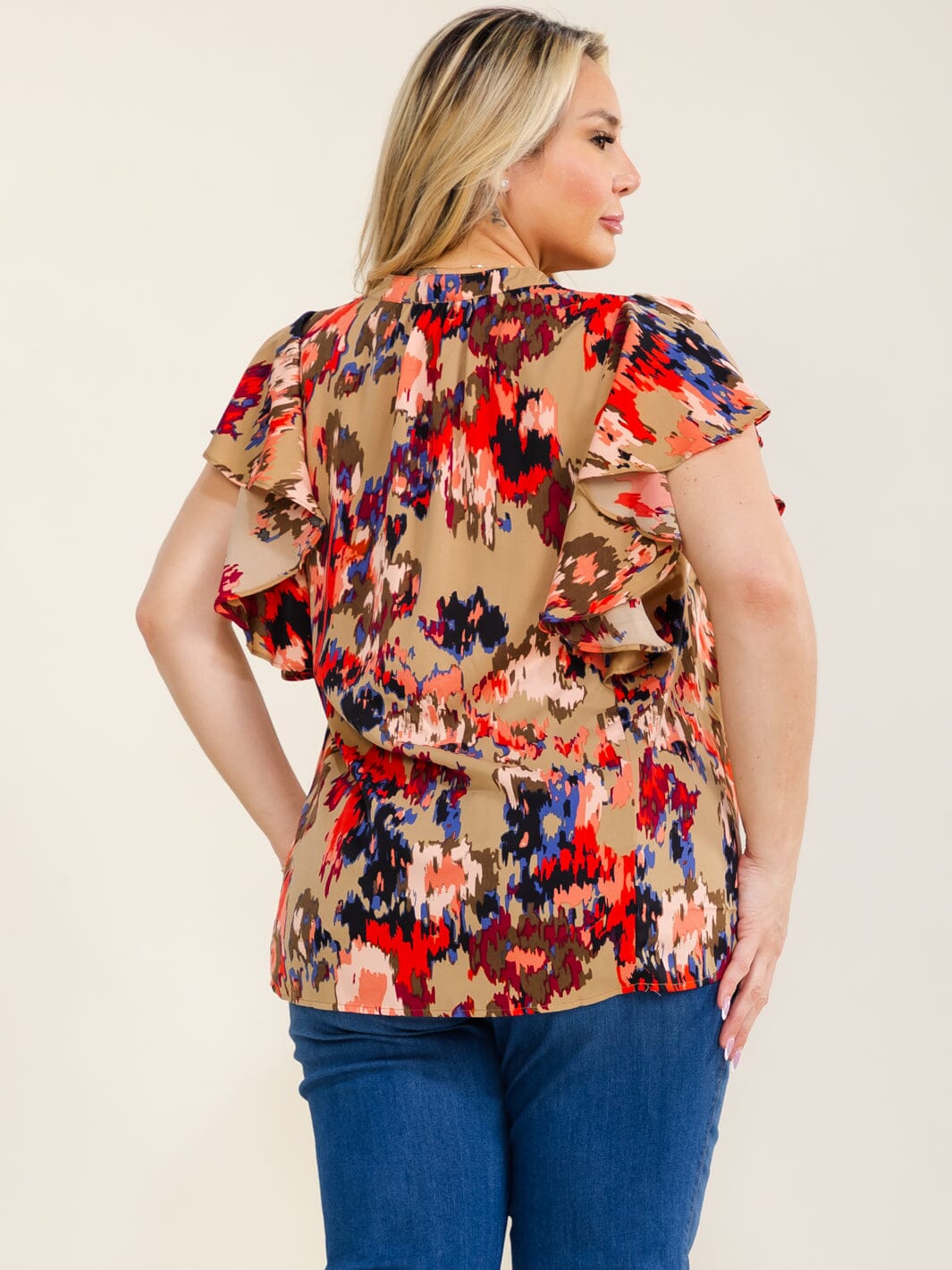 PLUS SIZE SHORT SLEEVE V-NECK MULTI PRINT PLEATED BLOUSE