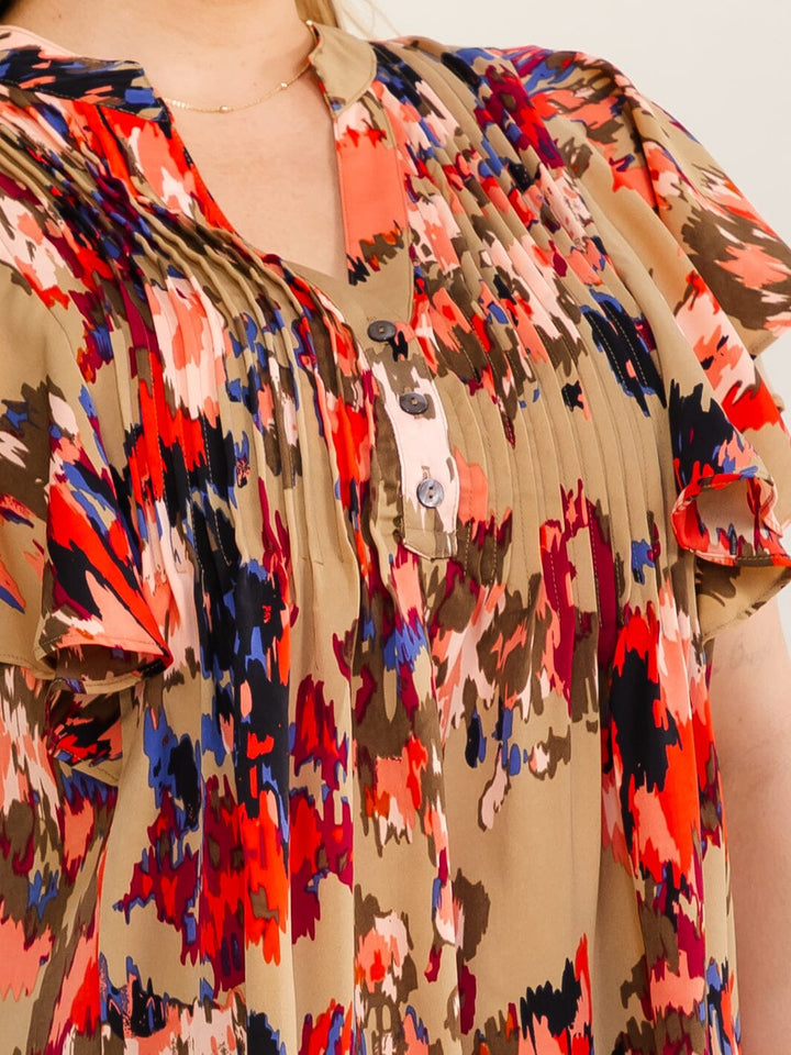 PLUS SIZE SHORT SLEEVE V-NECK MULTI PRINT PLEATED BLOUSE