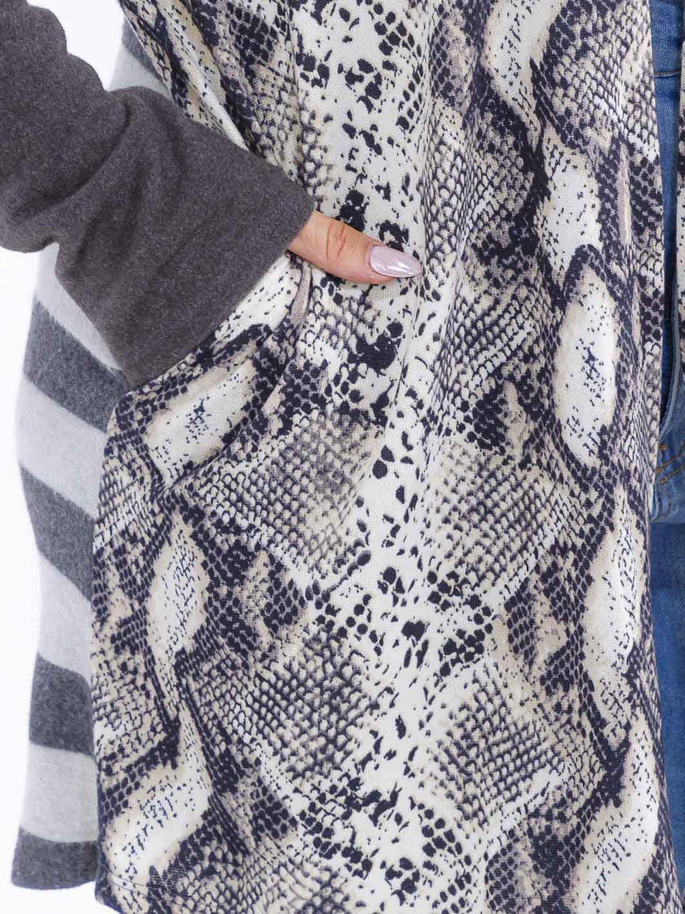 PLUS SIZE LONG SLEEVE OPEN FRONT POCKETS ANIMAL PRINT STRIPES CARDIGAN