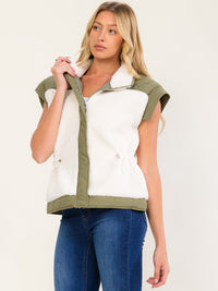WOMEN'S SLEEVELESS BUTTON CLOSURE ADJUSTABLE WAIST SHERPA CONTRAST VEST