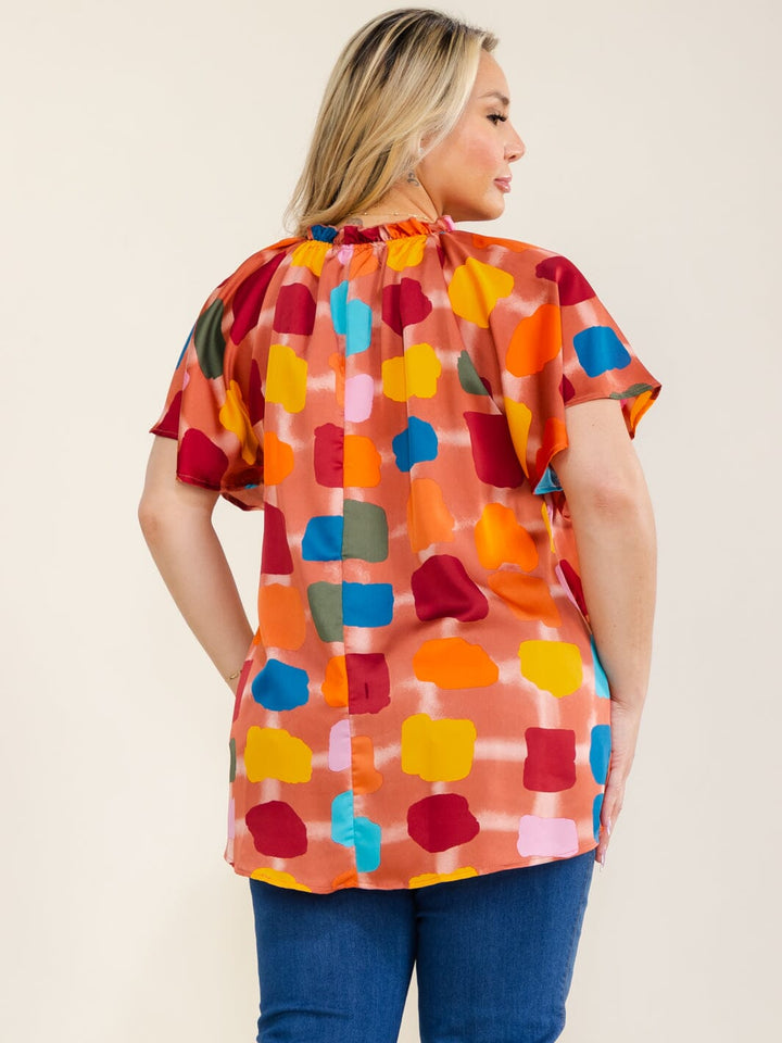 PLUS SIZE SHORT SLEEVE V-NECK MULTI PRINT BLOUSE