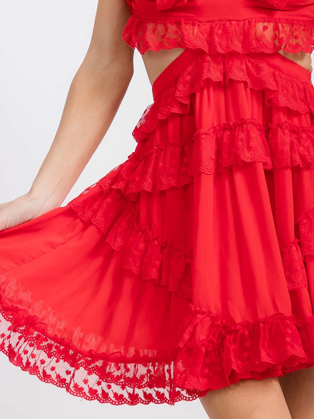 WOMEN'S SLEEVELESS V-NECK OPEN BACK RUFFLE DETAILED MINI DRESS