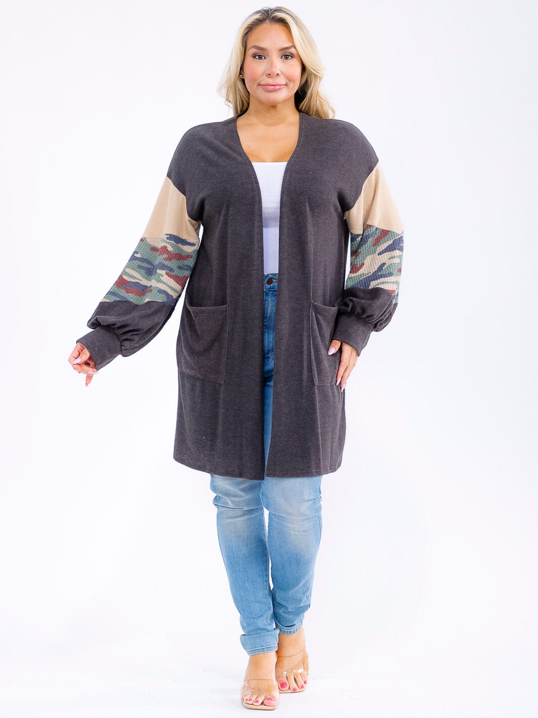 PLUS SIZE LONG SLEEVE OPEN FRONT POCKETS CAMO PRINT CARDIGAN