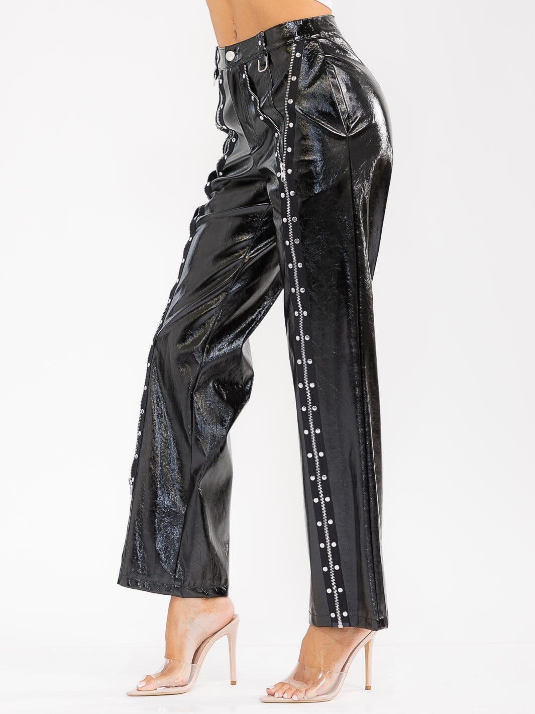 WOMEN'S BUTTON CLOSURE PU PLEATHER DETAILED WIDE LEG PANTS