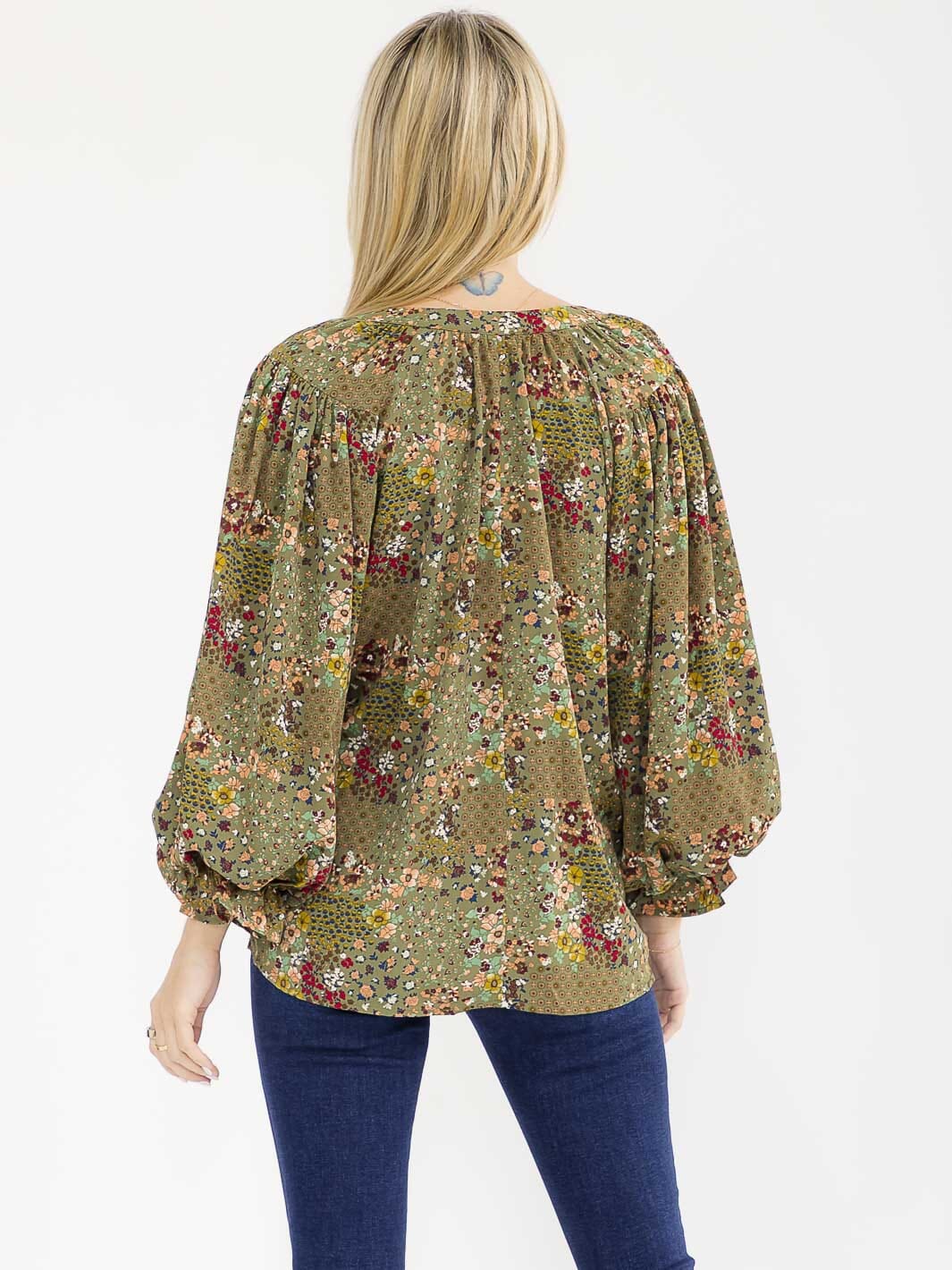 WOMEN'S LONG SLEEVE V-NECK FLORAL PRINT BLOUSE