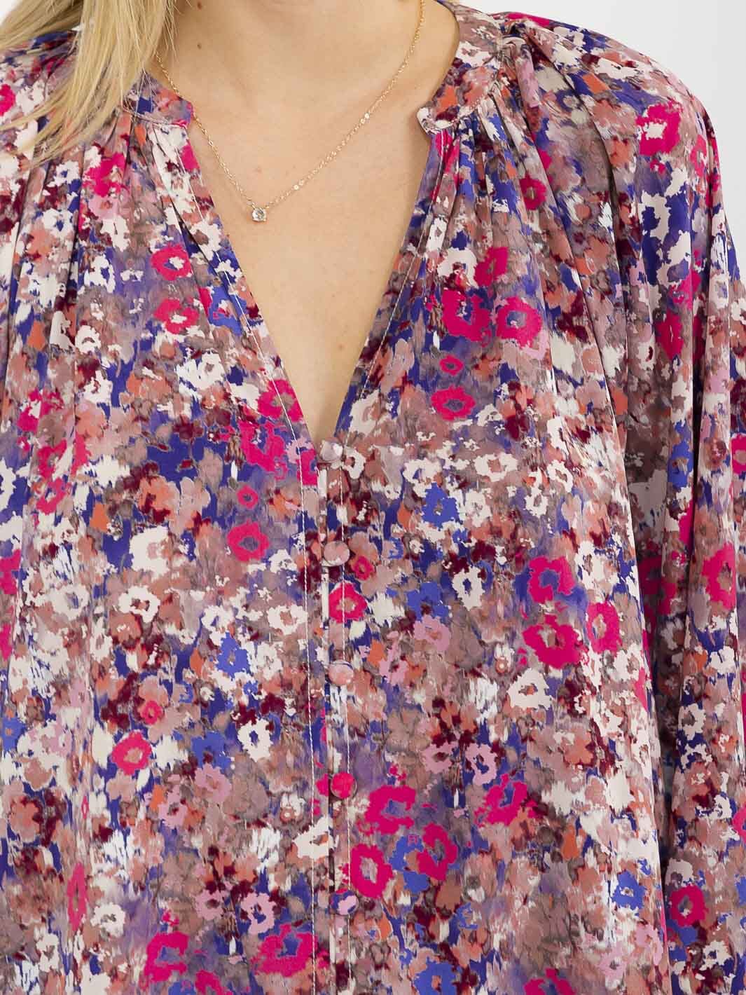 WOMEN'S LONG SLEEVE BUTTON UP V-NECK FLORAL BLOUSE