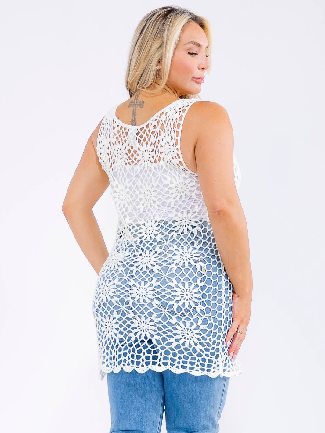 PLUS SIZE SLEEVELESS KNITTED COVER UP TOP