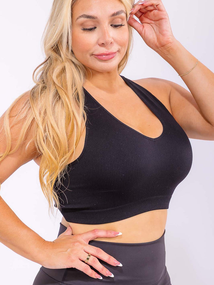 PLUS SIZE SLEEVELESS V-NECK CROP TOP