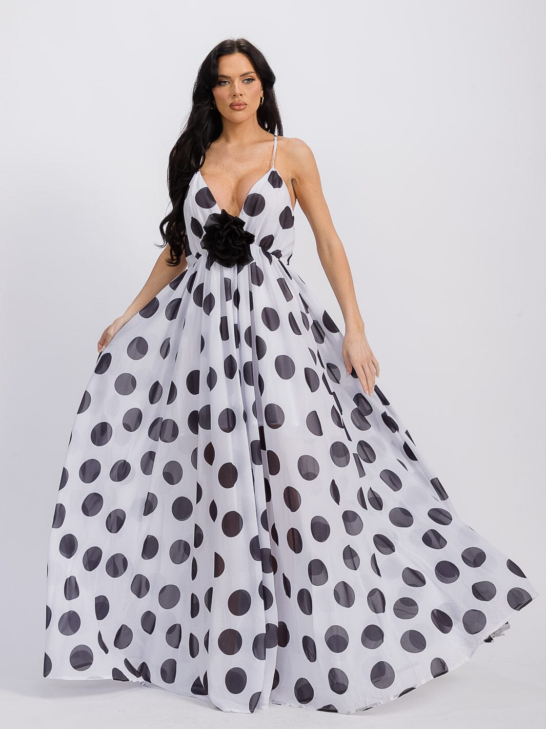 WOMEN'S SLEEVELESS OPEN BACK FLOWER DETAILED POLKA DOTS MAXI DRESS